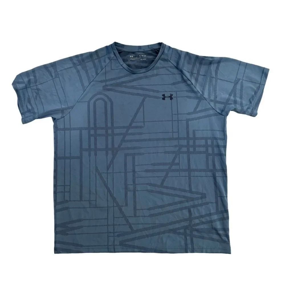 Men’s Under armor athletic shirt size XL blue